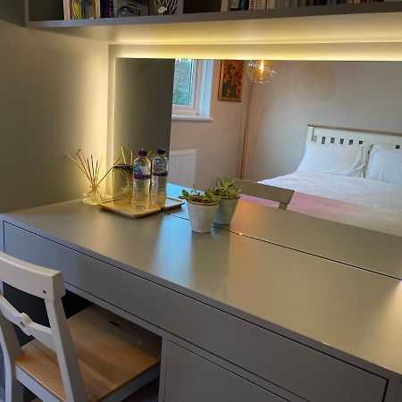 Spacious Double Room With Private Bathroom In Quiet Area Only 20 Min To Central London Streatham Vale Eksteriør bilde
