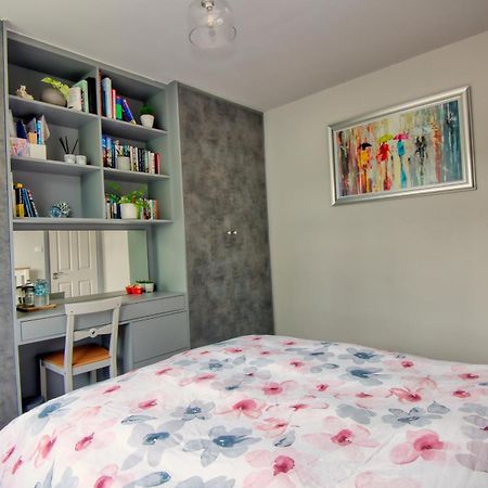 Spacious Double Room With Private Bathroom In Quiet Area Only 20 Min To Central London Streatham Vale Eksteriør bilde